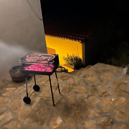 Apartaments La Pertusa 2O Corca  Εξωτερικό φωτογραφία