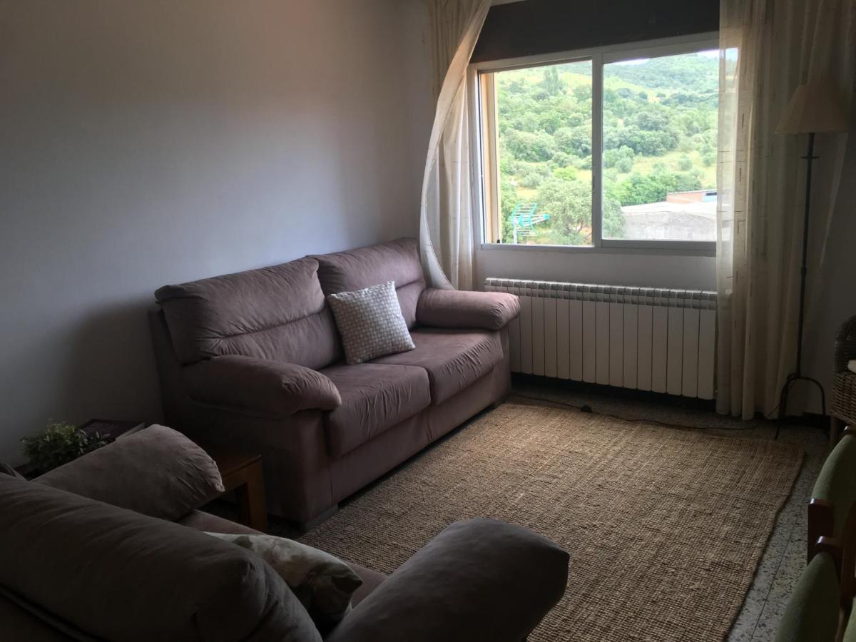 Apartaments La Pertusa 2O Corca  Εξωτερικό φωτογραφία