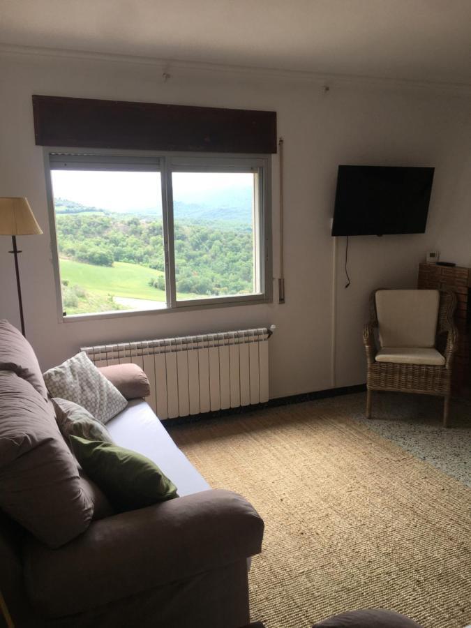 Apartaments La Pertusa 2O Corca  Εξωτερικό φωτογραφία