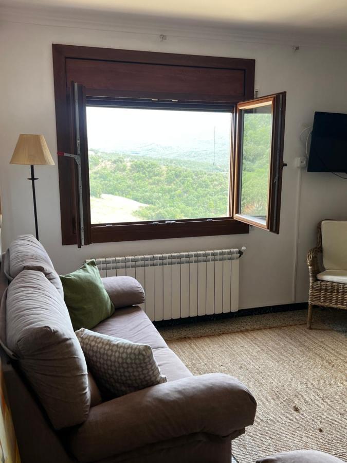 Apartaments La Pertusa 2O Corca  Εξωτερικό φωτογραφία